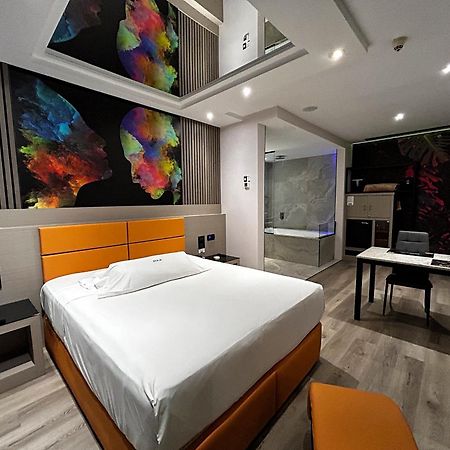 Zouk Hotel (Adults Only) Alcalá de Henares Eksteriør bilde